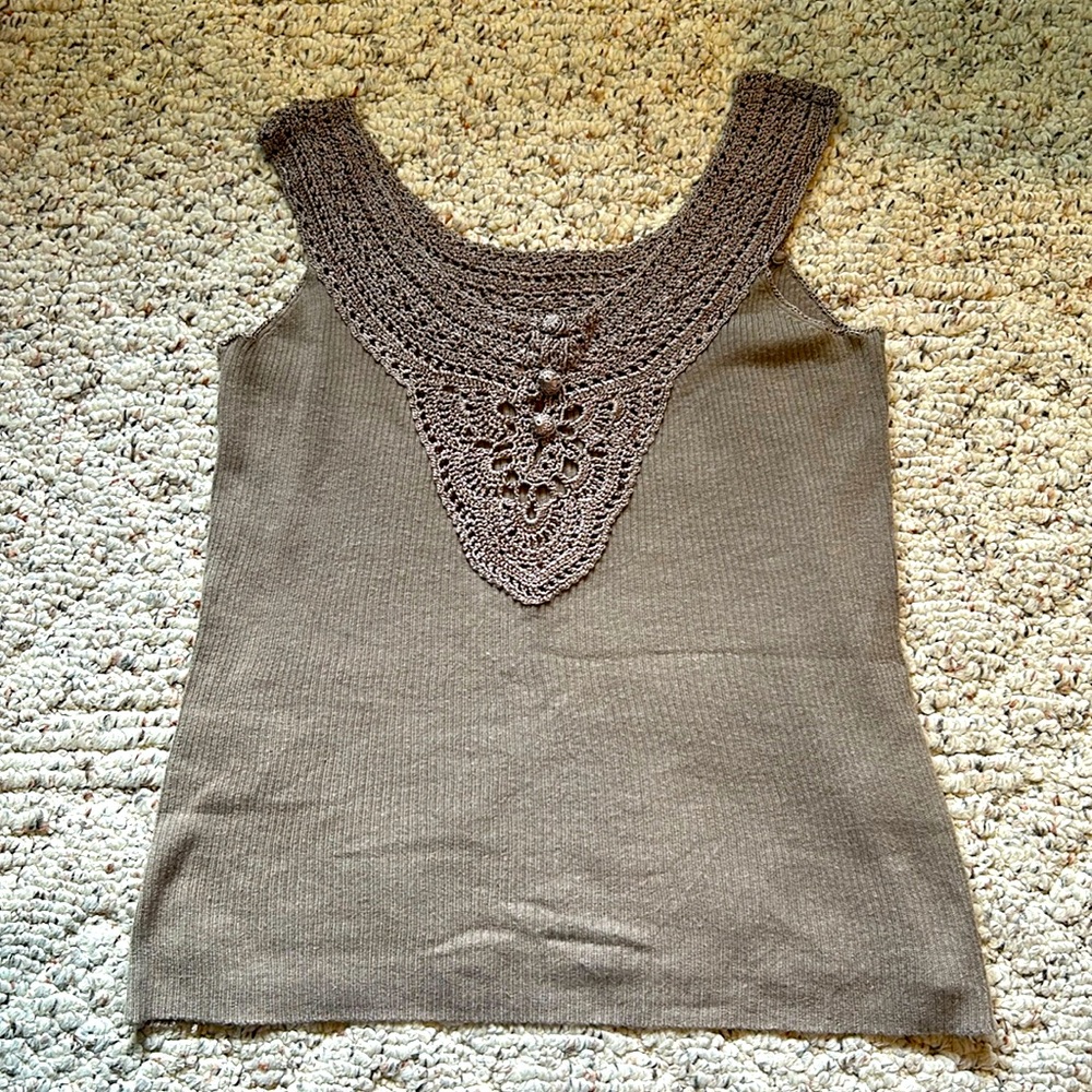 Delicately decorated knit top